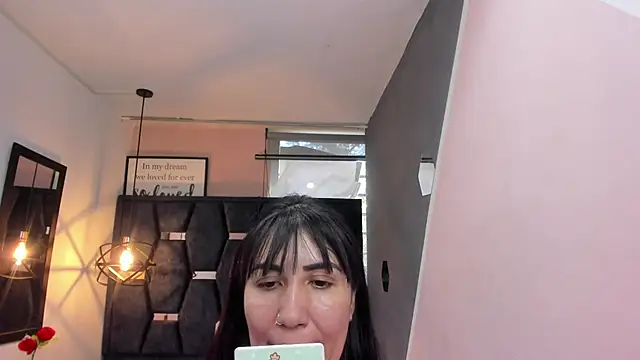 GiaFox  online show from 11/27/25, 01:46