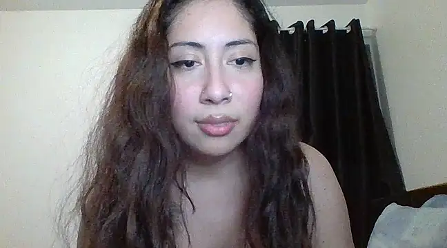 Snapshot of LorenaAnderson chatting on 02/15/25, 12:33 LorenaAnderson online show from 02/15/25, 12:33