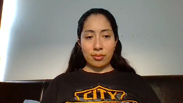 Snapshot of LorenaAnderson chatting on 02/18/25, 04:48 LorenaAnderson online show from 02/18/25, 04:48