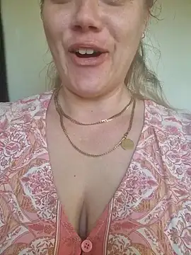 Off the Lesh online show from 10/30/25, 07:10