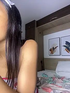 Valentinabaker online show from 04/26/26, 10:24