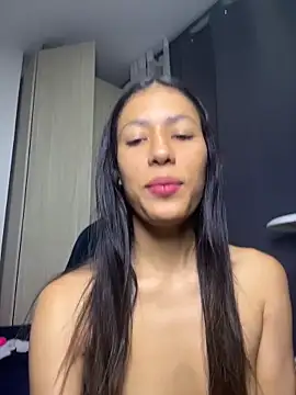 Snapshot of Valentinabaker chatting on 05/22/26, 06:09 Valentinabaker online show from 05/22/26, 06:09