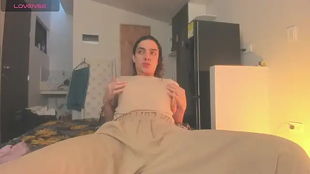 mariiahneedles online show from 06/26/26, 11:20