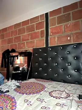 Snapshot of FitnessdollTS chatting on 11/20/25, 03:01 FitnessdollTS online show from 11/20/25, 03:01