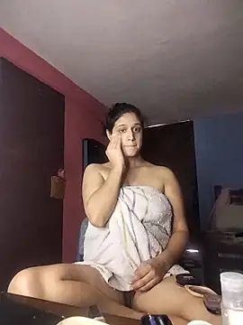 Catalinacandela online show from 04/30/26, 06:25