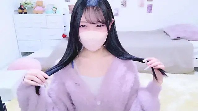 Snapshot of Suzu_ch_xx chatting on 01/15/26, 01:16 Suzu ch xx online show from 01/15/26, 01:16