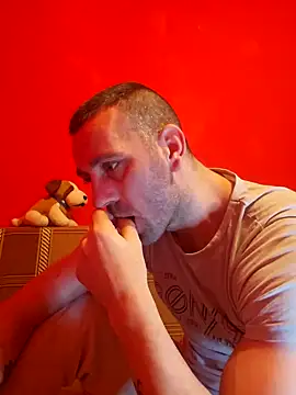 Snapshot of Aian09 chatting on 12/30/24, 03:58 Aian09 online show from 12/30/24, 03:58