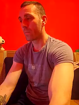 Snapshot of Aian09 chatting on 01/06/25, 02:47 Aian09 online show from 01/06/25, 02:47