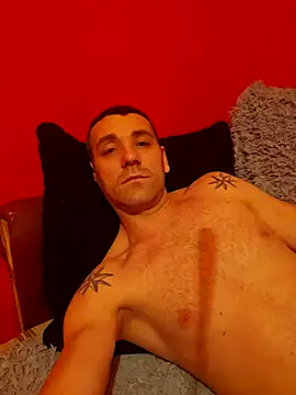 Snapshot of Aian09 chatting on 02/02/25, 04:22 Aian09 online show from 02/02/25, 04:22