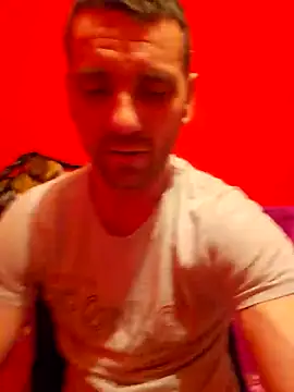 Snapshot of Aian09 chatting on 02/06/25, 10:21 Aian09 online show from 02/06/25, 10:21