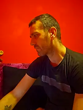 Snapshot of Aian09 chatting on 02/17/25, 04:31 Aian09 online show from 02/17/25, 04:31