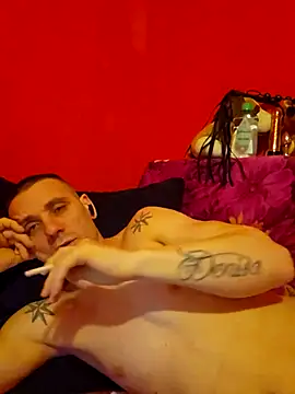 Snapshot of Aian09 chatting on 02/20/25, 11:21 Aian09 online show from 02/20/25, 11:21