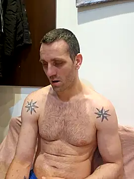 Snapshot of Aian09 chatting on 03/14/25, 09:43 Aian09 online show from 03/14/25, 09:43