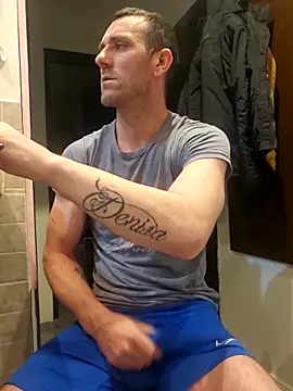 Snapshot of Aian09 chatting on 03/16/25, 06:42 Aian09 online show from 03/16/25, 06:42