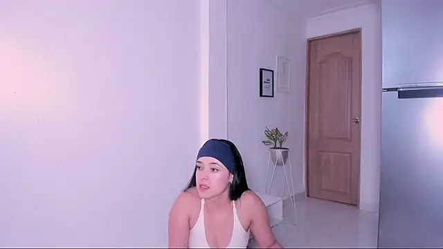 DannaHyde online show from 09/16/25, 03:57