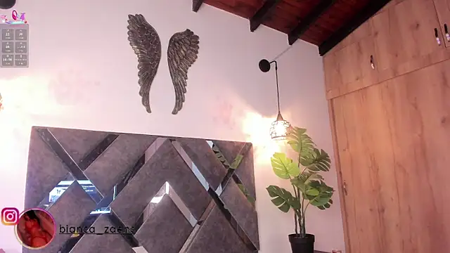 Snapshot of Bianca_zaens2 chatting on 02/14/26, 12:13 Bianca zaens2 online show from 02/14/26, 12:13