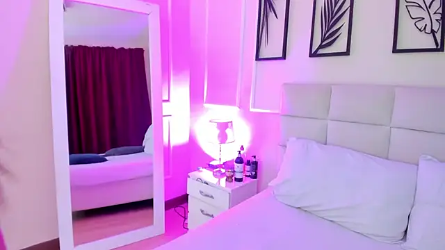 Alisa  walker online show from 01/13/25, 07:21