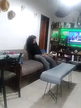 Snapshot of mybodyarg chatting on 10/09/25, 10:35 mybodyarg online show from 10/09/25, 10:35