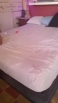 Snapshot of mybodyarg chatting on 01/19/26, 04:33 mybodyarg online show from 01/19/26, 04:33