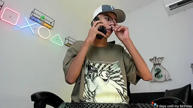 Snapshot of dikey_62 chatting on 01/10/25, 07:43 dikey 62 online show from 01/10/25, 07:43