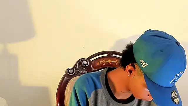 Snapshot of dikey_62 chatting on 01/28/25, 01:39 dikey 62 online show from 01/28/25, 01:39