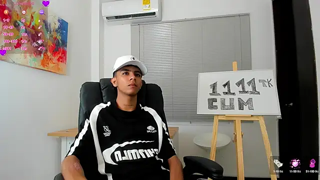 Snapshot of dikey_62 chatting on 02/01/25, 05:28 dikey 62 online show from 02/01/25, 05:28