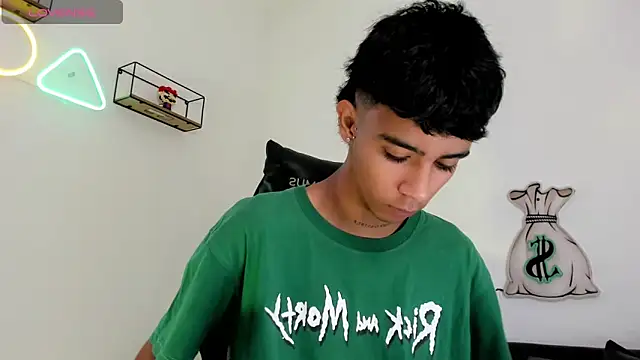 Snapshot of dikey_62 chatting on 02/09/25, 08:34 dikey 62 online show from 02/09/25, 08:34