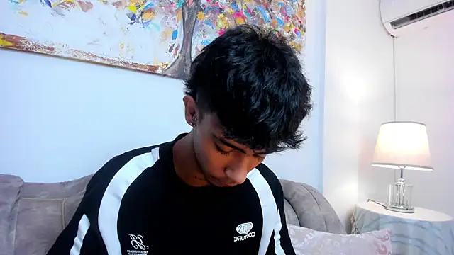 Snapshot of dikey_62 chatting on 03/04/25, 08:38 dikey 62 online show from 03/04/25, 08:38