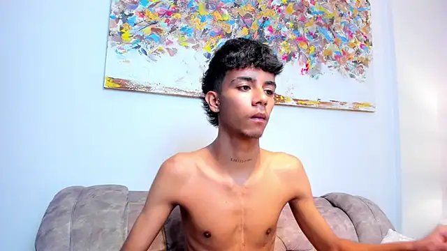 Snapshot of dikey_62 chatting on 03/04/25, 11:43 dikey 62 online show from 03/04/25, 11:43