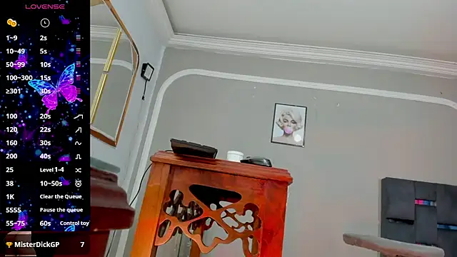 Jimena Grey online show from 05/06/26, 07:35
