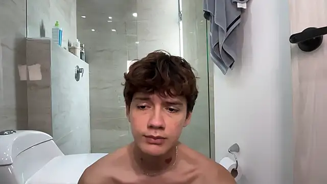 Snapshot of badboy_one_ chatting on 06/17/26, 03:13 badboy one online show from 06/17/26, 03:13