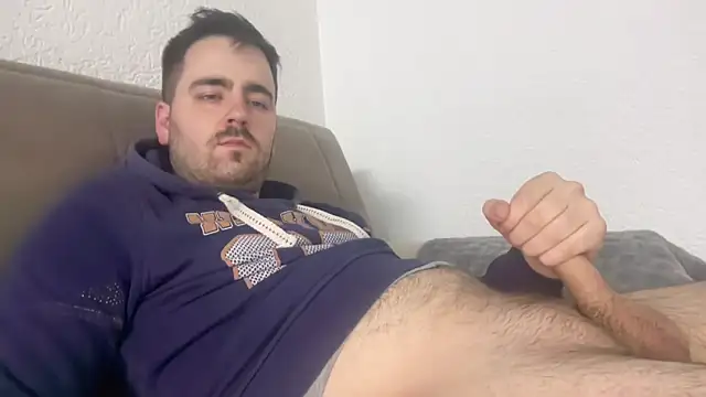 Horny00boy0 online show from 05/06/26, 11:54
