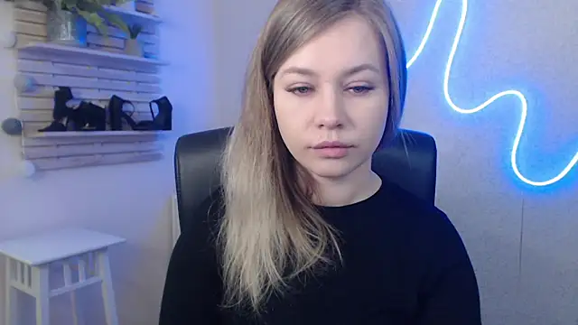 holly xglam online show from 01/16/25, 03:23