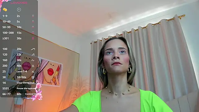 Snapshot of SkiinnyAna chatting on 02/20/25, 05:51 SkiinnyAna online show from 02/20/25, 05:51