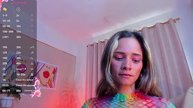 Snapshot of SkiinnyAna chatting on 02/24/25, 07:41 SkiinnyAna online show from 02/24/25, 07:41