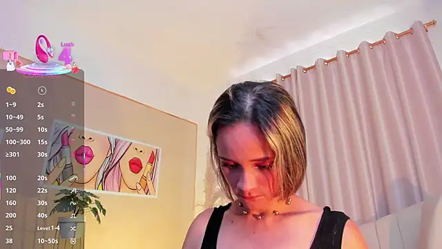 Snapshot of SkiinnyAna chatting on 03/09/25, 07:15 SkiinnyAna online show from 03/09/25, 07:15