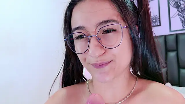 im-eliza online show from 02/25/25, 11:44