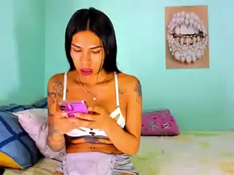 Evilmichellts1 online show from 01/30/25, 03:44