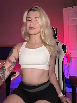 Snapshot of Anour_amour chatting on 01/17/25, 01:57 Anour amour online show from 01/17/25, 01:57