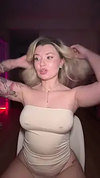 Snapshot of Anour_amour chatting on 03/06/26, 03:25 Anour amour online show from 03/06/26, 03:25