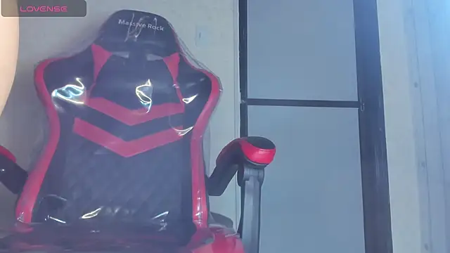 Lissalittlee online show from 02/27/25, 07:47