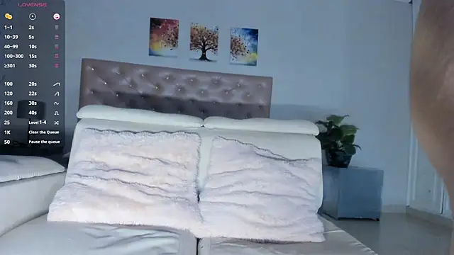 Lissalittlee online show from 05/24/26, 07:52