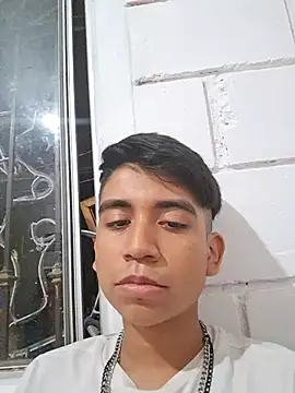 Snapshot of ElGiyuu25 chatting on 01/08/26, 07:43 ElGiyuu25 online show from 01/08/26, 07:43