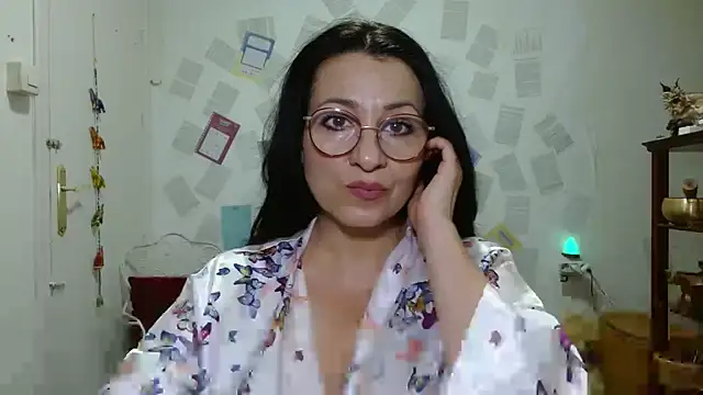 Snapshot of KeisyNeonX chatting on 05/06/26, 08:25 KeisyNeonX online show from 05/06/26, 08:25