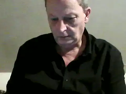 Snapshot of chubbybear2cum chatting on 01/17/25, 11:40 chubbybear2cum online show from 01/17/25, 11:40