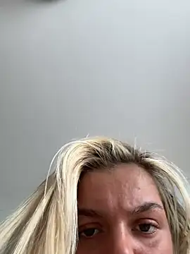 Snapshot of IrishTeenBarbie69 chatting on 04/05/26, 10:56 IrishTeenBarbie69 online show from 04/05/26, 10:56