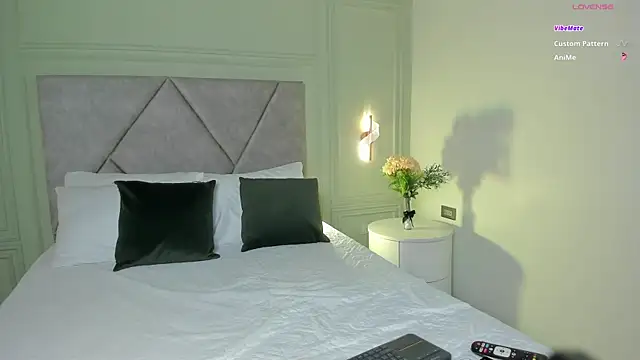  Miss Kimm online show from 11/11/25, 12:16