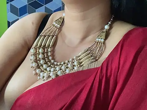 Aishwarya 101  online show from 02/01/25, 10:34