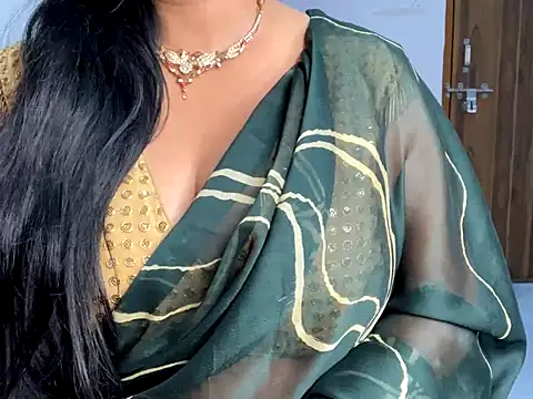 Aishwarya 101  online show from 11/26/25, 07:26