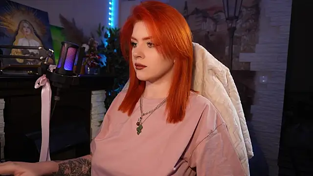 Chriss Fox online show from 03/07/25, 03:18